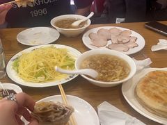 -李连贵熏肉大饼(沈阳站店)