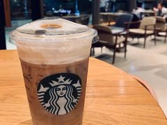 大溪地绵云冷萃-星巴克(广州光明广场店)