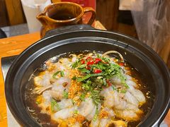 -老滇山寨•云南特色菜•地方菜•民族风情歌舞表演(金碧店)