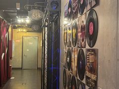 -唱吧麦颂KTV(西单华威潮铺街店)