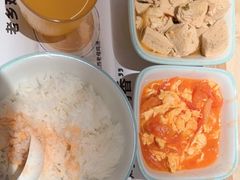 -老乡鸡(上海白玉兰广场店)