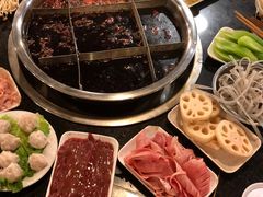 -邓莽子老火锅(中兴路总店)