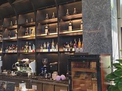 -星河吉酒店-BOND大堂吧·咖啡·简餐