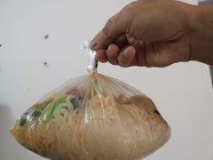 -螺小丰柳州螺蛳粉(广西大学店)