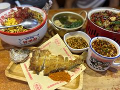 -怪噜范·老贵阳街头名小吃(鸿通城店)