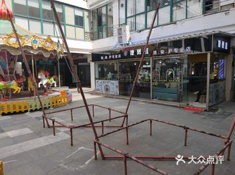 宅了许久~头发茂盛图二 看着情况好多了~出来理发