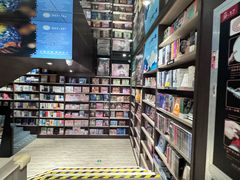 -钟书阁(群光广场店)