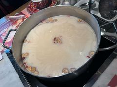 -尚尚仙·酸汤猪手·猪肚鸡火锅(华联万柳购物中心店)