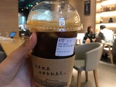 黑金气泡美食-瑞幸咖啡(外滩SOHO店)