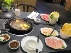 -野迹·石橄榄鸡·烧烤(新洲店)