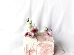 方形定制款鲜花蛋糕-艾加柒克蛋糕茶歇甜品台(春熙路店)