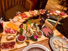 至尊牛上牛-黑牛の店·和牛烧肉(合生汇店)