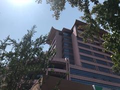 -北京市海淀医院-停车场