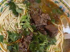 -金杨拉面王小吃面馆·牛三宝面·红烧牛肉粉