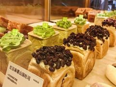 -奈雪的茶(亨特国际广场店)