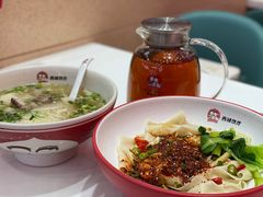 油泼biangbiang面-西域伙伴清真牛肉面(中盛店)