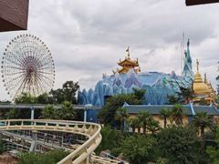 -七彩云南欢乐世界