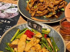 -天宝食坊·啫啫煲大排档(西华路店)