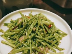 腊肉炒泥蒿-茶叁酒肆·楚味江湖(菱角湖店)