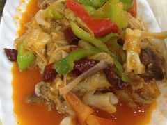 羊蹄-维吾尔餐厅(宜山路店)