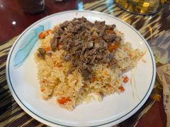 手抓饭-新疆伊宁远征餐厅