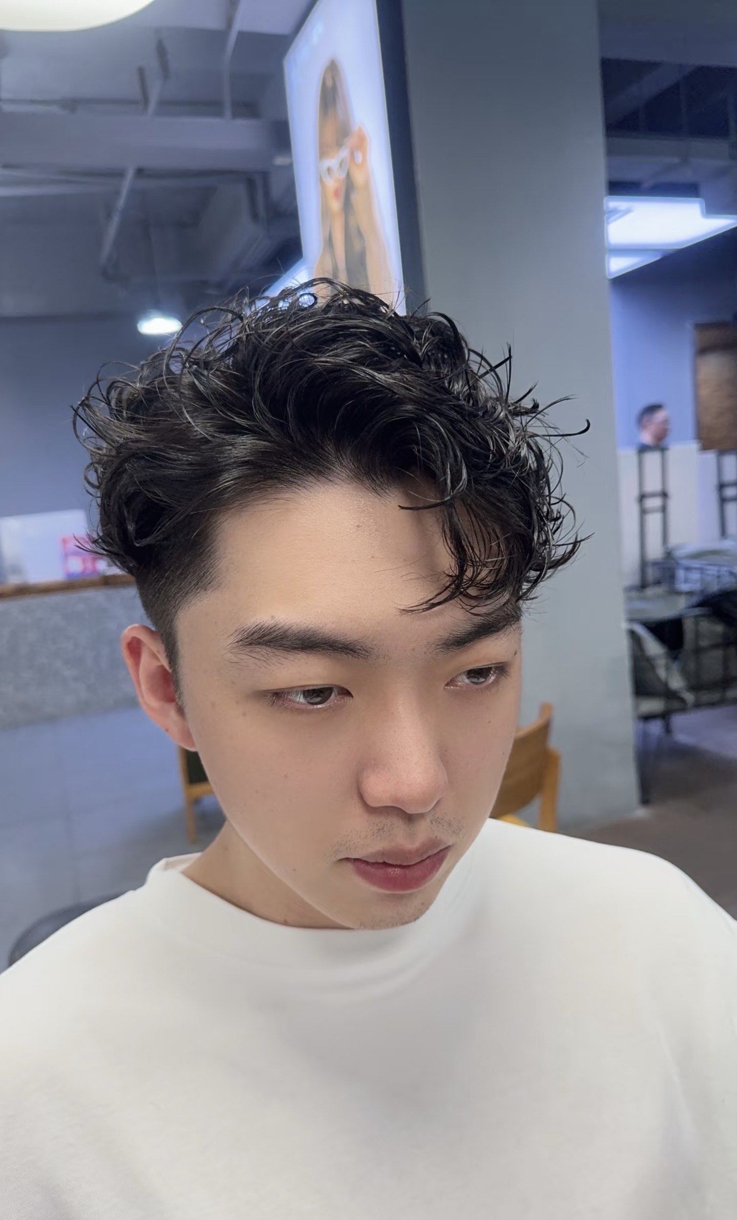 好打理适合发量少的男生发型