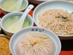 -裕兴记•蟹黄面馆(人民广场店)