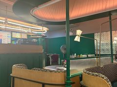 -芭莉与彩虹西餐厅(成都合生汇店)