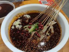 -诚铭记·虾仁汤包·成都小吃(融创店)