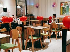 大堂-德克士(伊旗店)