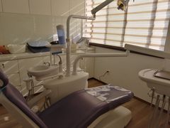 -Dr.Z dental仁康种植矫正中心