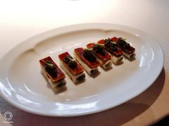 鱼子酱脆皮松板肉-解香楼(八盘岭路店)