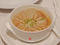 鲜蟹肉龙虾汤包-北京厨房(SKP店)