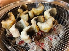 -围炉肉舍•炭烤活鳗•丹东海鲜烤肉(步行街店)