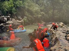 -雅鲁激流探险漂流