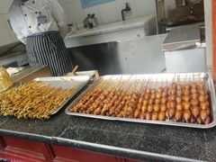 炸蚕蛹-王府井步行街