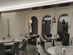 -何适山庄 ·可团建(水长城P2停车场店)