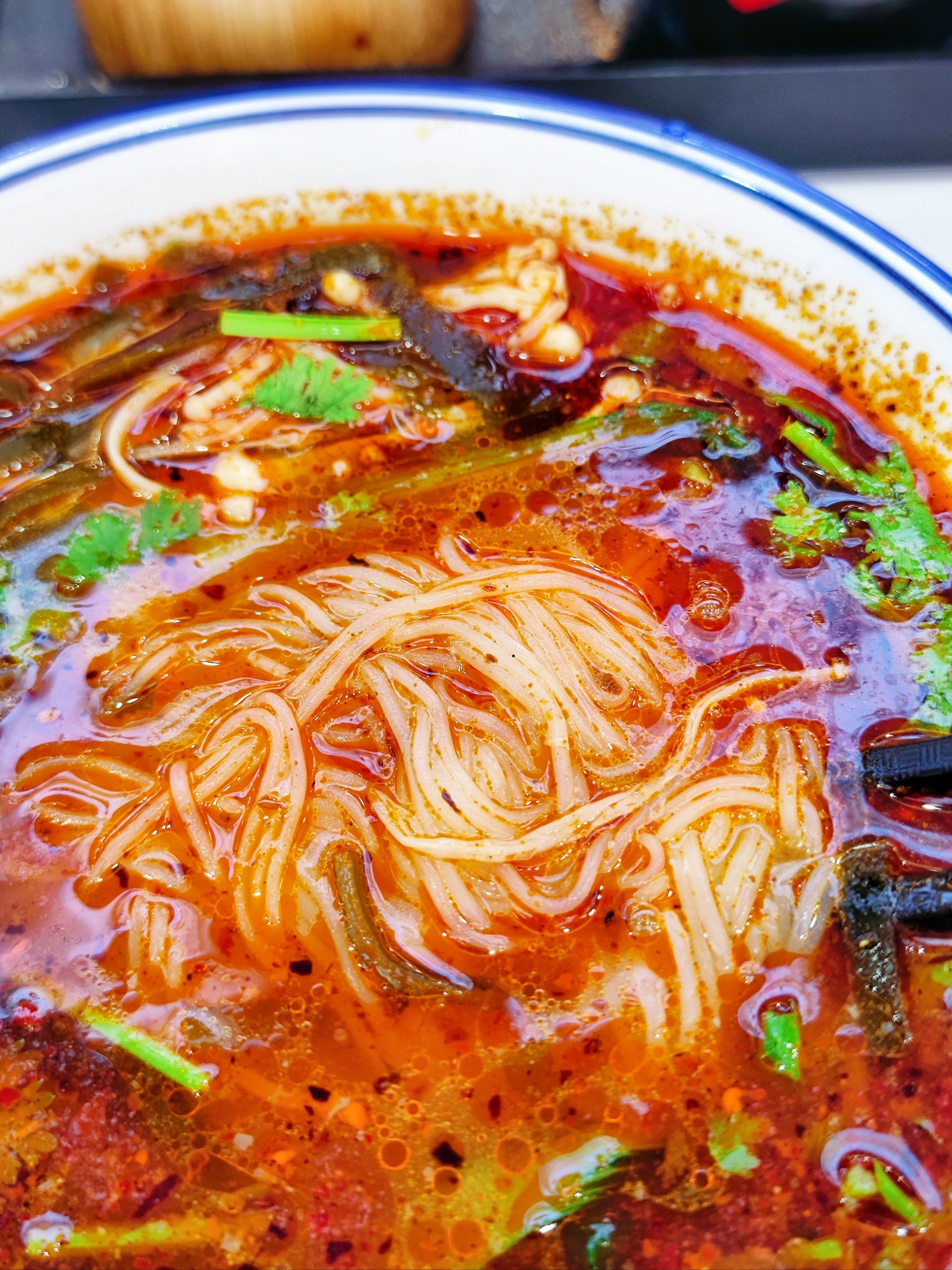 麻辣米线儿超香嘚