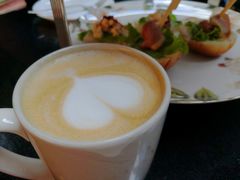 -上海滴水湖皇冠假日酒店