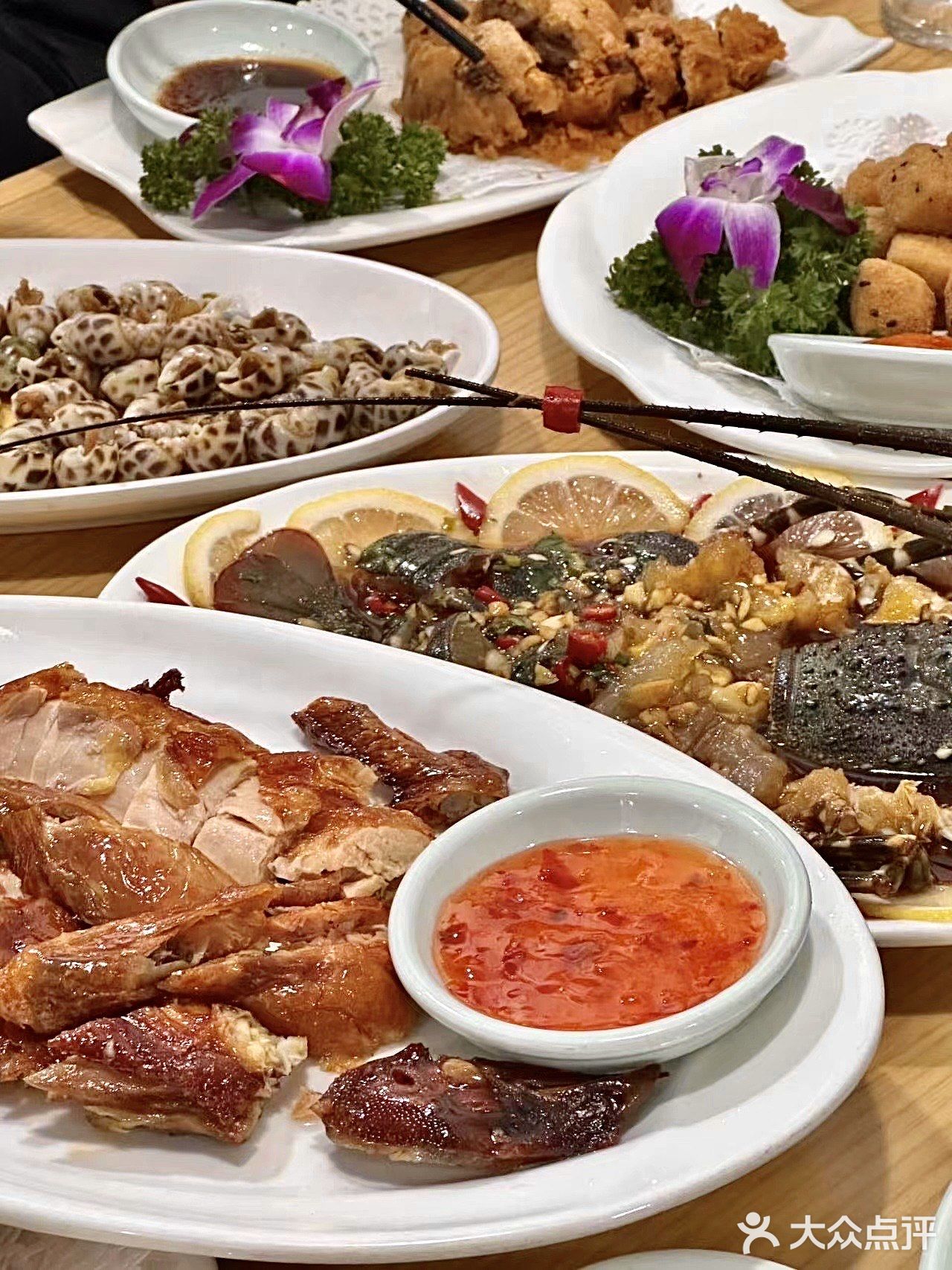 温州为数不多的好吃😋潮汕海鲜粥！排队是有原因的！