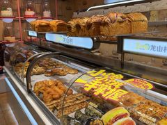 -龙山村烘焙工坊(杨庄店)