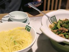 -绿草地·湘菜(酃湖师院店)