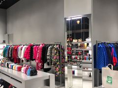 -BALENCIAGA(比斯特苏州购物村店)