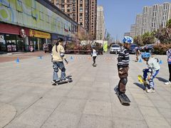 -利群海琴购物广场(商丘路店)