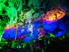 -伊岭岩风景区