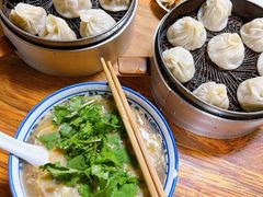 -罗卜李包子羊肉汤