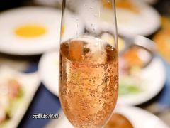 -又见马甲M8融合西餐厅(体育中心店)