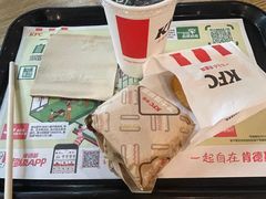 -肯德基(成都机场T2到达精选店)