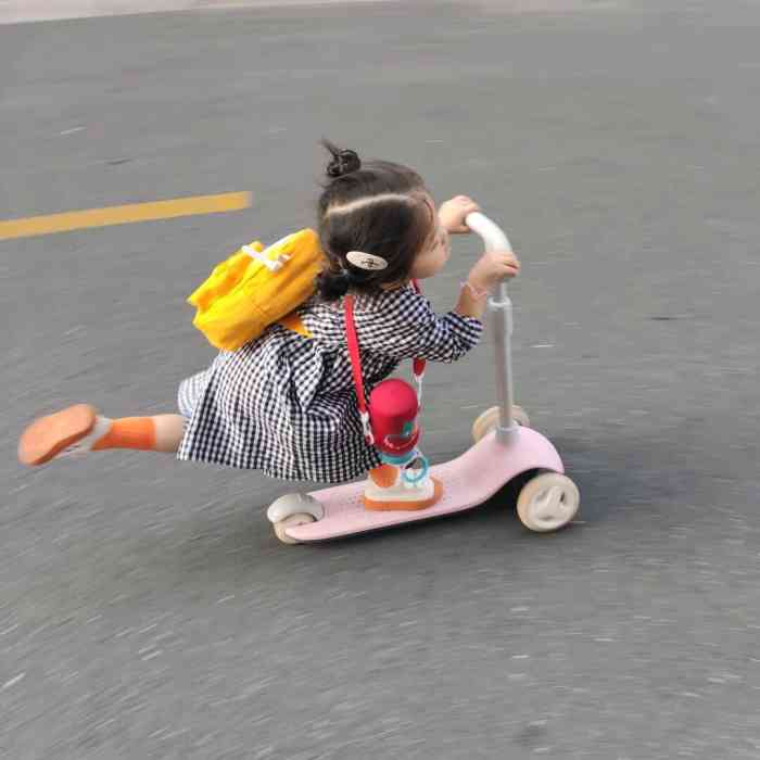 urban revivo(协信星光时代广场店)-"最近有打折活动,他们家的衣服