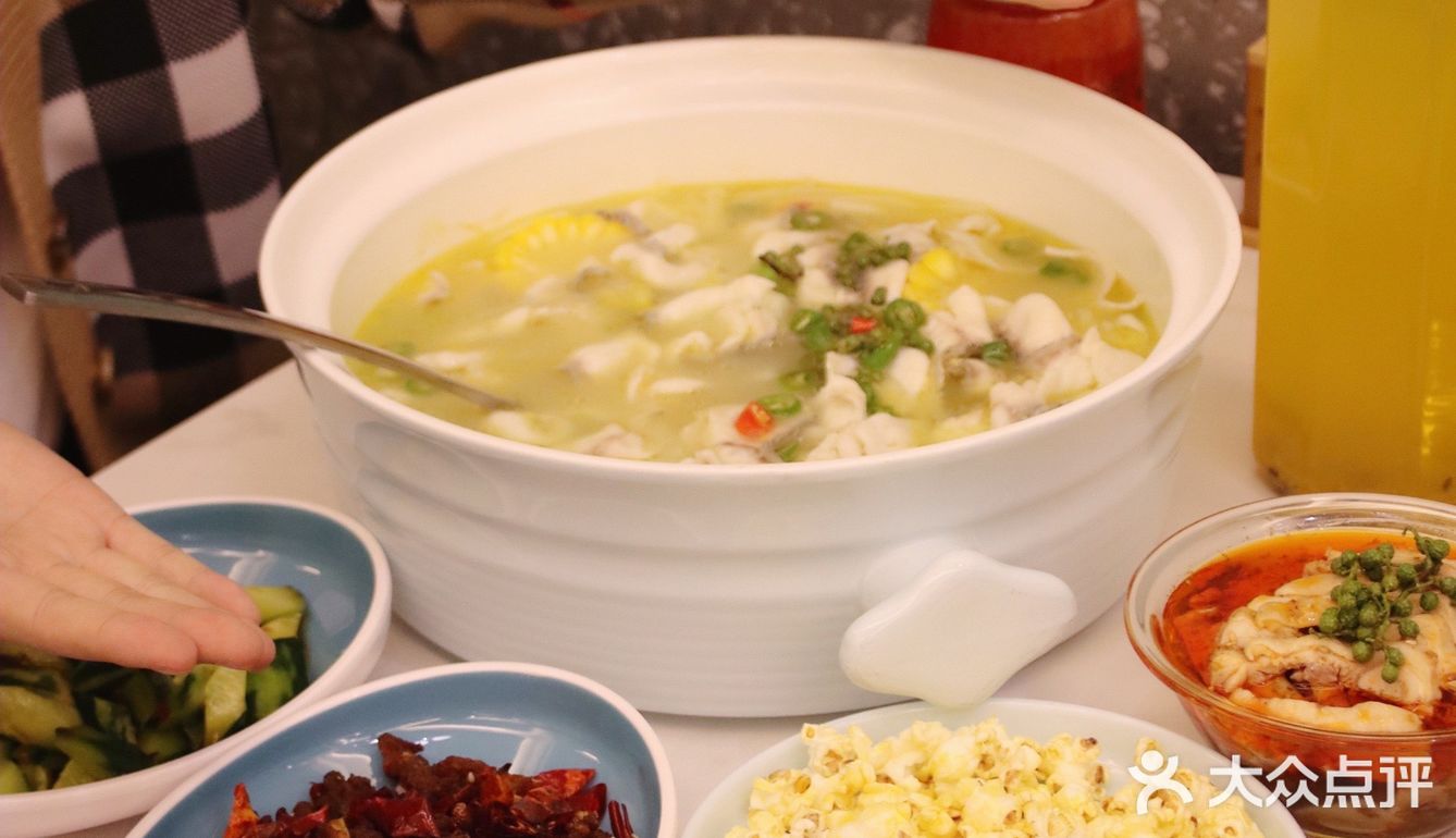 一锅鱼🐟，干了三碗米饭🍚 🍚🍚